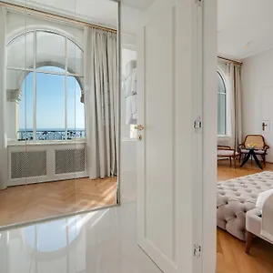 https://villa-ariston.in-istria.net